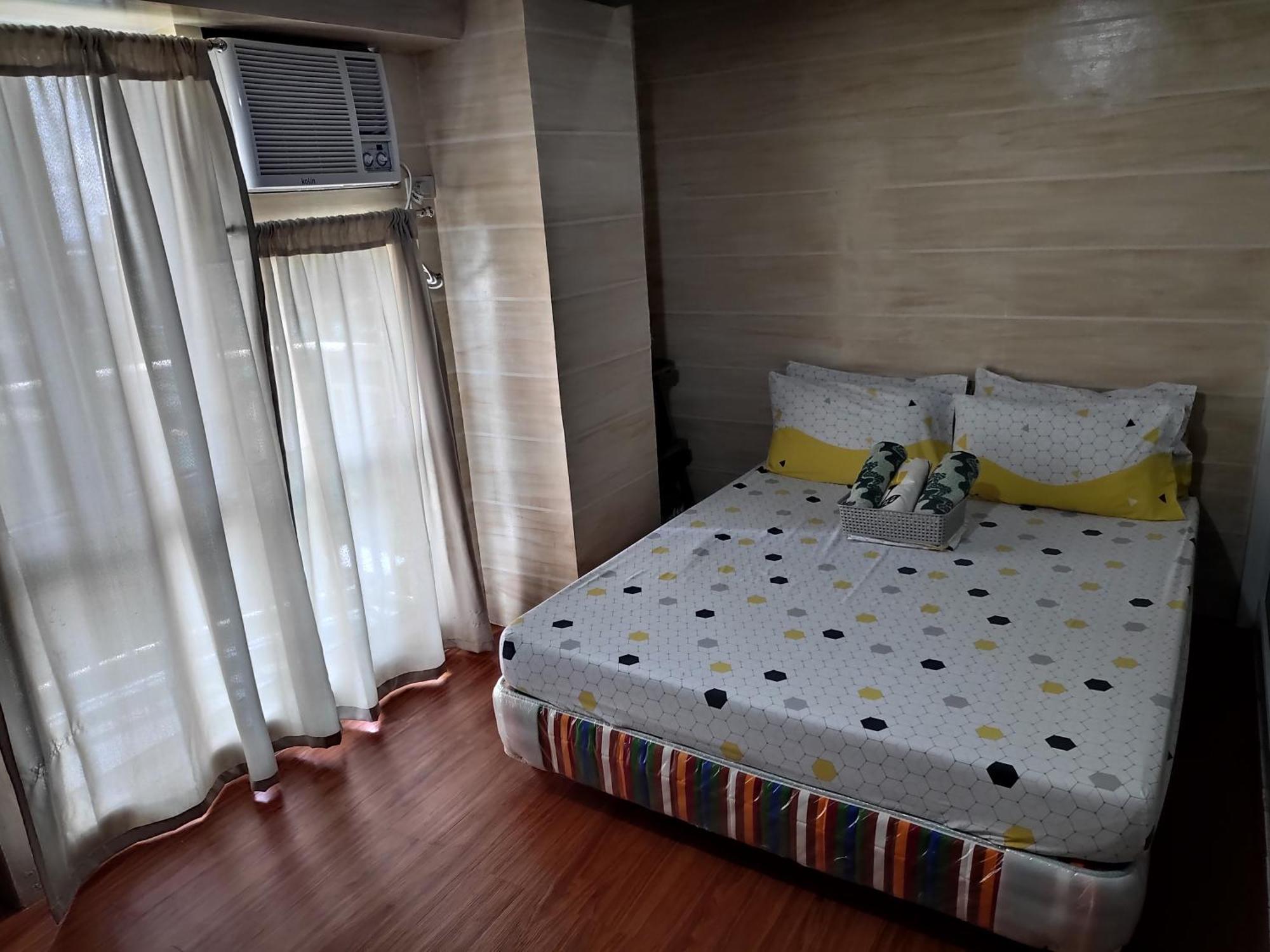 Tagaytay Staycation By Naya And Darla W Free Swimming Pool, Wifi & Netflix Tagaytay City Esterno foto