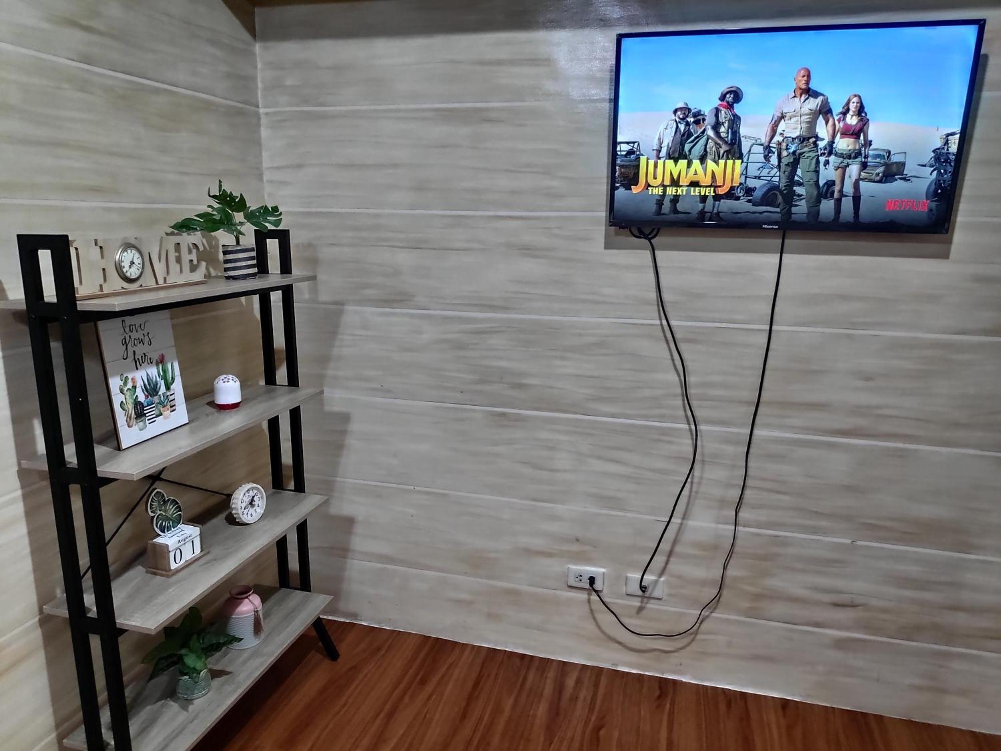 Tagaytay Staycation By Naya And Darla W Free Swimming Pool, Wifi & Netflix Tagaytay City Esterno foto