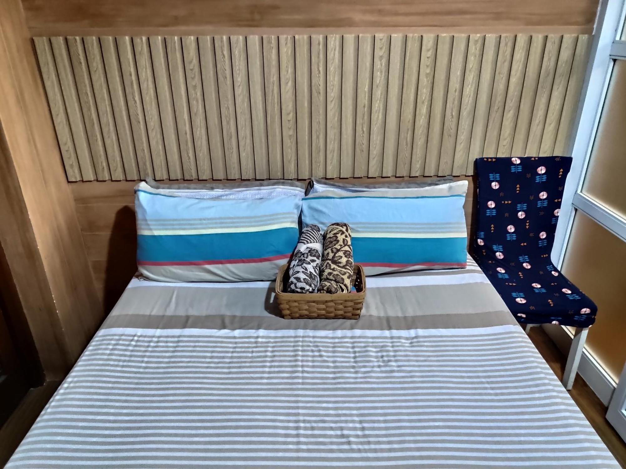 Tagaytay Staycation By Naya And Darla W Free Swimming Pool, Wifi & Netflix Tagaytay City Esterno foto